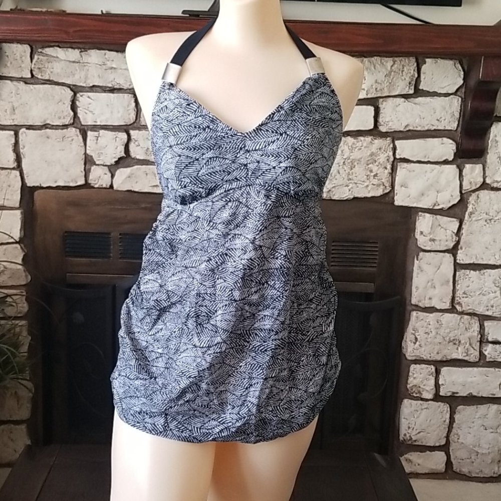 NWOT Maternity Tankini Top  Halter